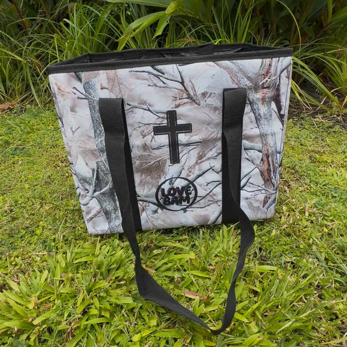Hauler Tote - Camo w/Cross